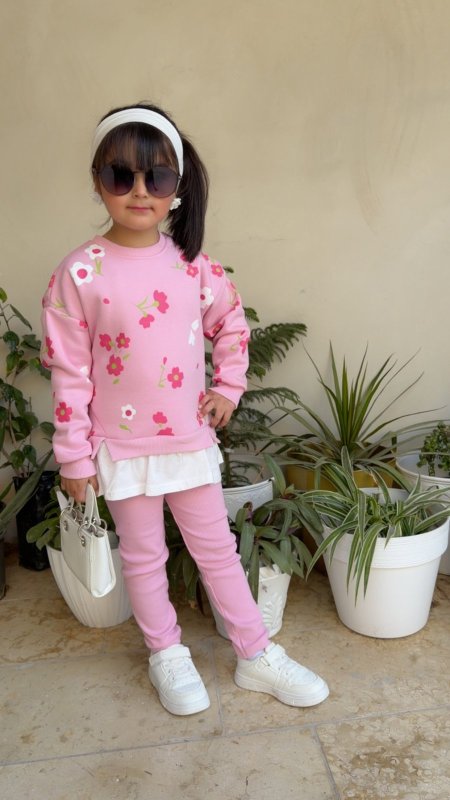 طقم بناتي مصوف